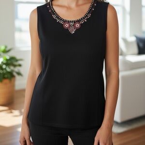 👛 (ANY2/$20) TANJAY Petites Black Knitted Tank Top with Bead Accents. See video.